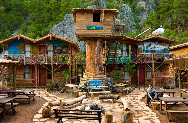 23062011150600_kadirs-tree-houses20