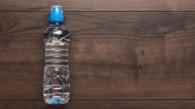 Escritorio de mesa de agua embotellada