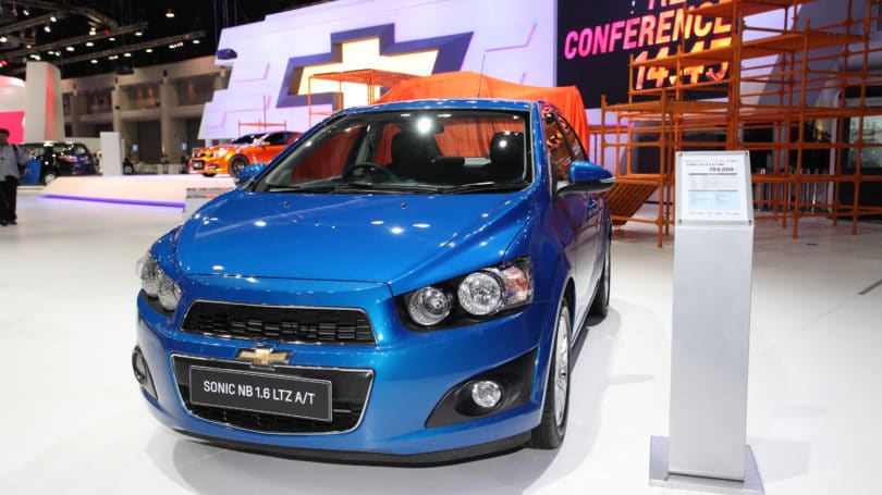Chevrolet Sonic Coche