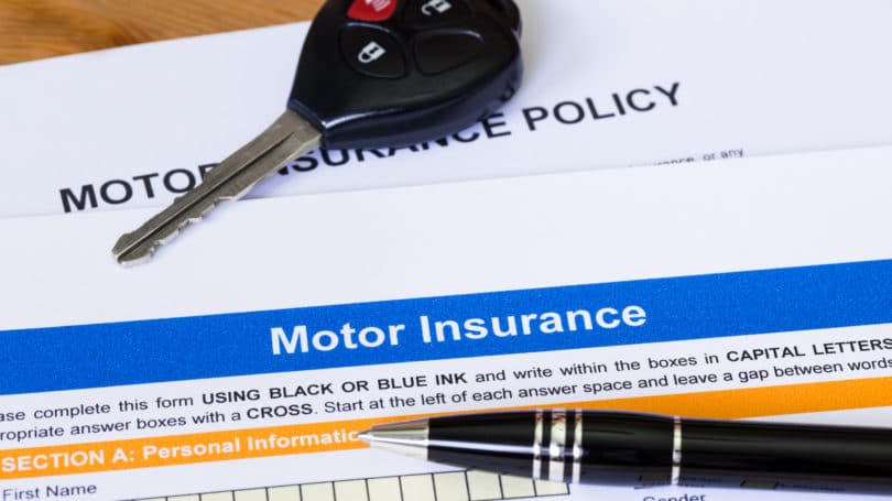 Póliza de seguro de automóvil