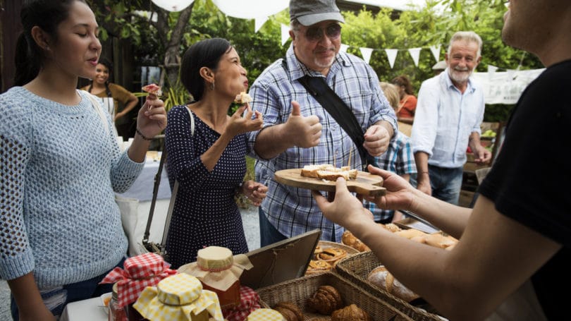 Visite las tiendas de almacén Muestras gratuitas