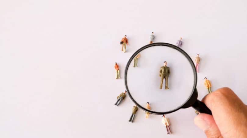 Contratación de recursos humanos Reclutador Contratación Lupa