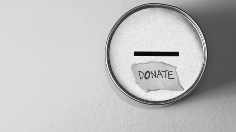 Hacer donaciones caritativas